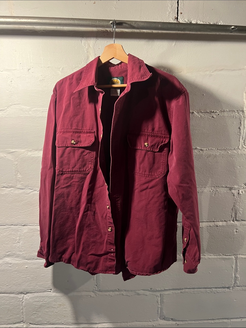 Cabelas 100 percent cotton button down maroon size XL